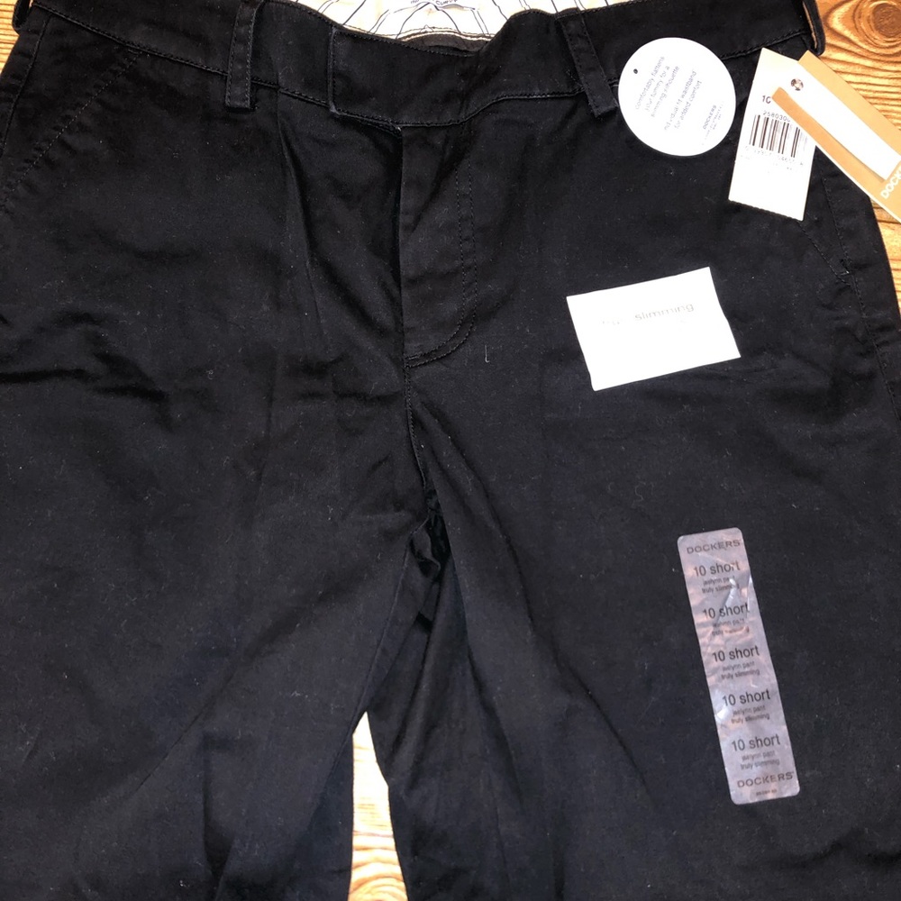 10 petite/short nwt Docker pants 2 pairs and 2 pairs od docker s 10 shorts euc - Picture 11 of 12